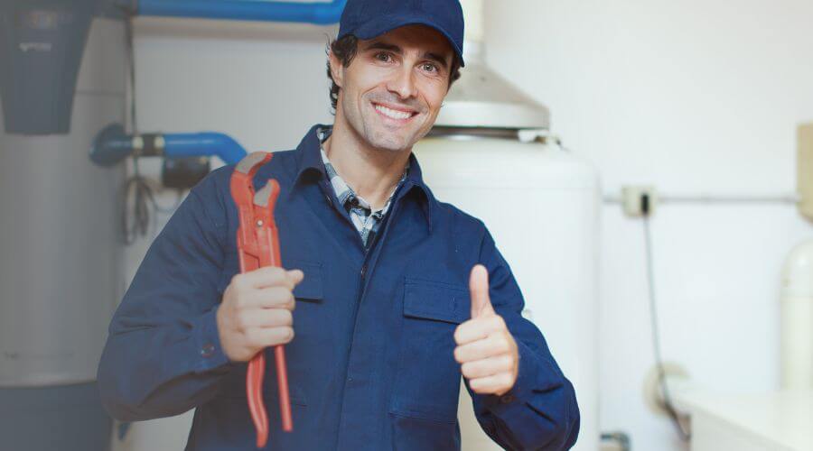 Professional Tankless Water Heater Installation in Hooks, TX